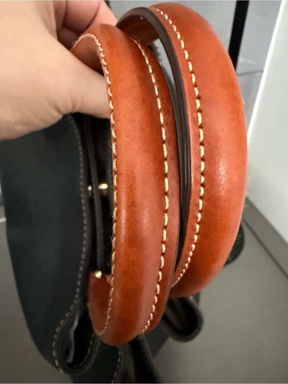 Dooney & Bourke Black and Tan Pebbled Leather Barlow - Picture 11 of 11